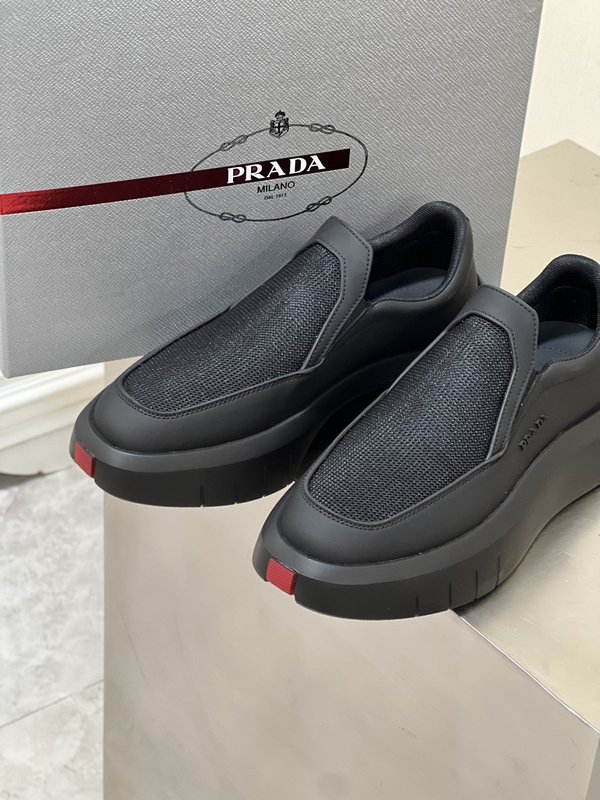 Prada 남성 수입 소가죽 두꺼운 바닥 캐주얼 슈즈 001-179609