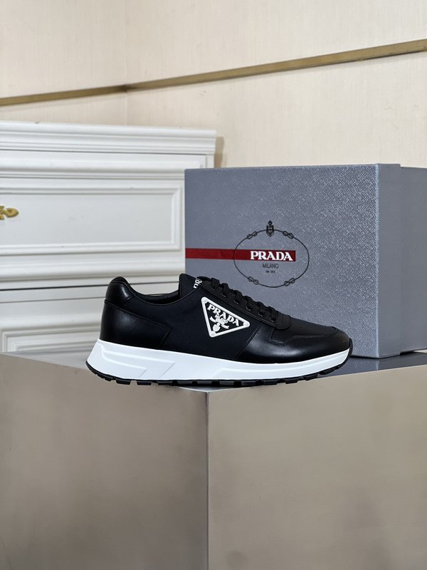 Prada 남성 캐주얼 운동화 001-179686