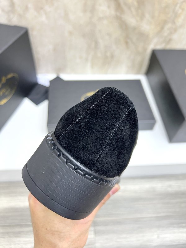 프라다 Prada 신규 스웨이드 가죽 슈즈 001-179704