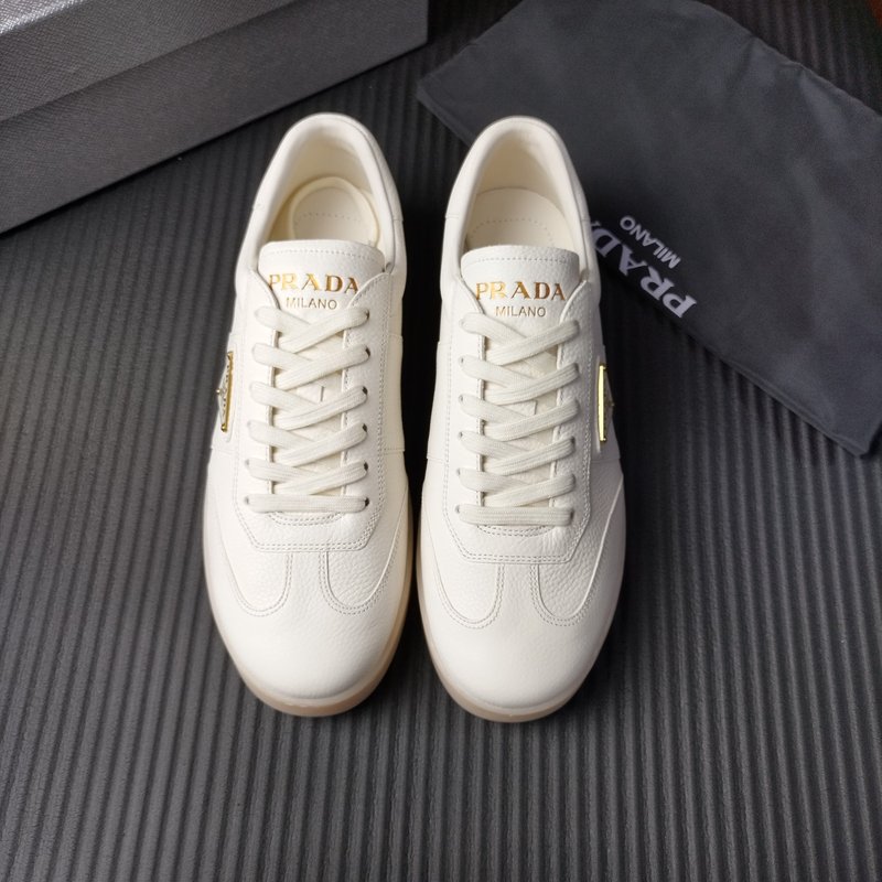 PRADA 프라다 흰 살구 가죽 구두 001-179714