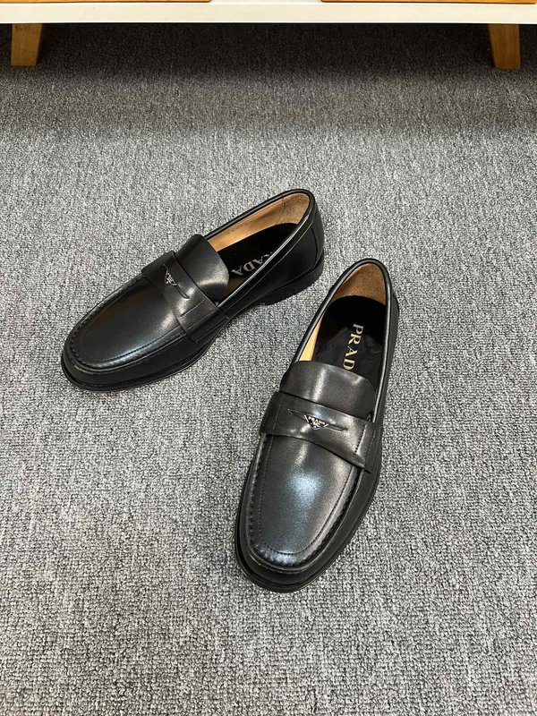프라다 Prada 남성 소가죽 구두 001-179742