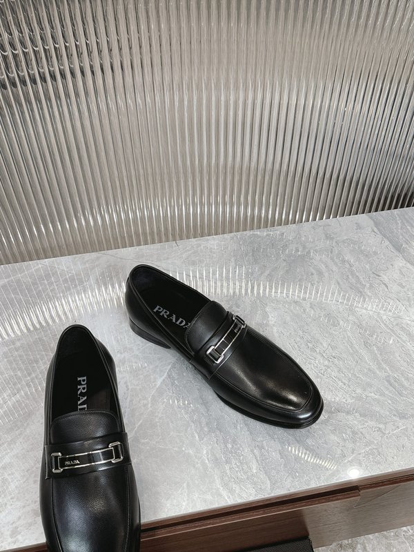 Prada 프라다 남성 수입 송아지 가죽 로퍼 001-179802