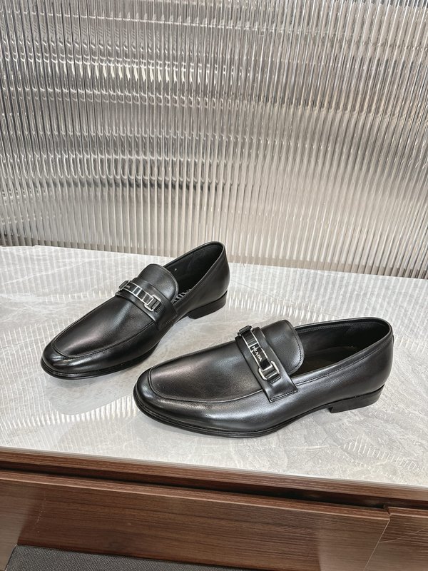 Prada 프라다 남성 수입 송아지 가죽 로퍼 001-179802