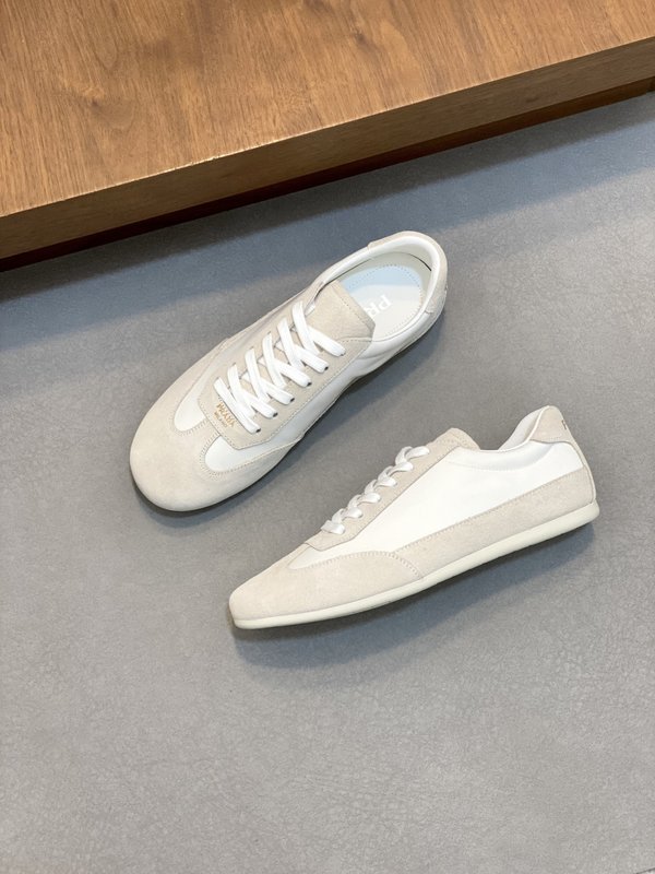 Prada 프라다 남성 레더 운동화 001-179808