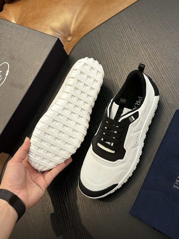 Prada 프라다 남성 나일론 운동화 001-179842