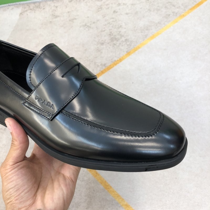 PRADA 패션 캐주얼 가죽 신발 001-179854