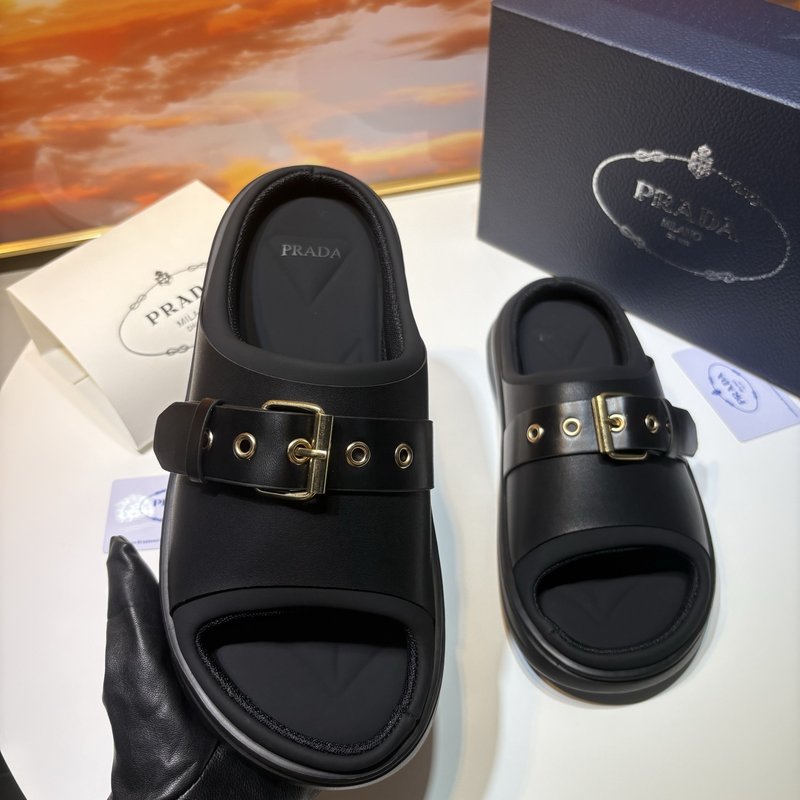 PRADA 신규 블랙 폼 라인지대 운동화 001-179855