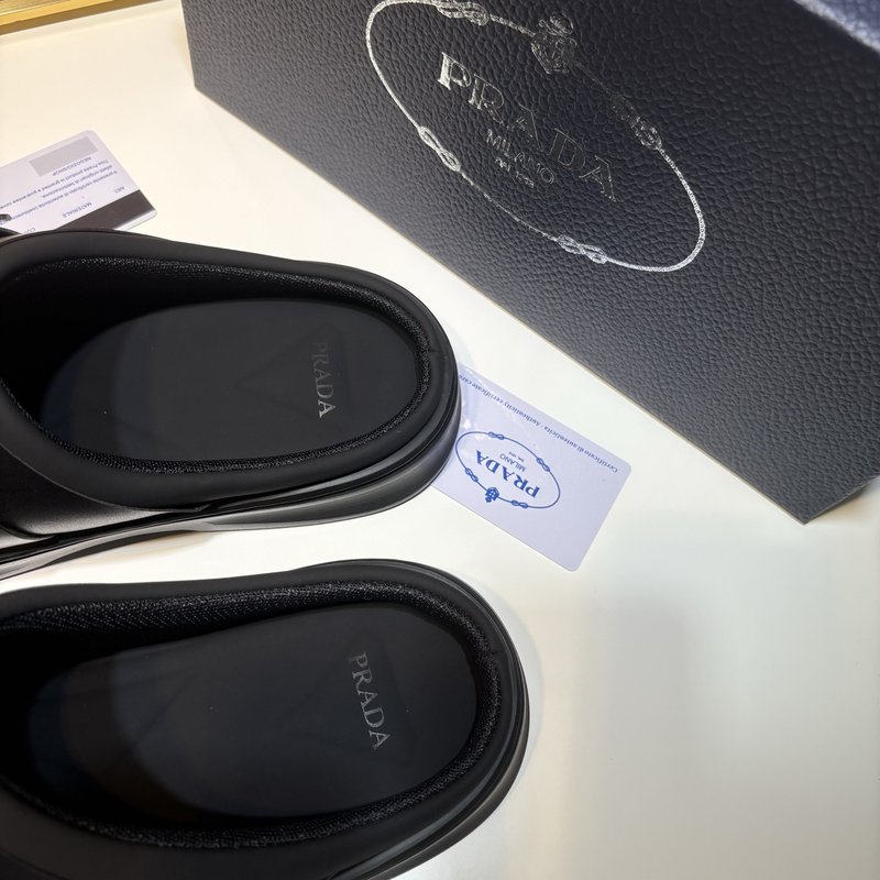 PRADA 신규 블랙 폼 라인지대 운동화 001-179855