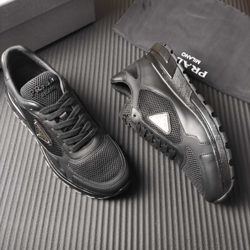 PRADA 블랙 메쉬 시리즈 스타일 001-179883