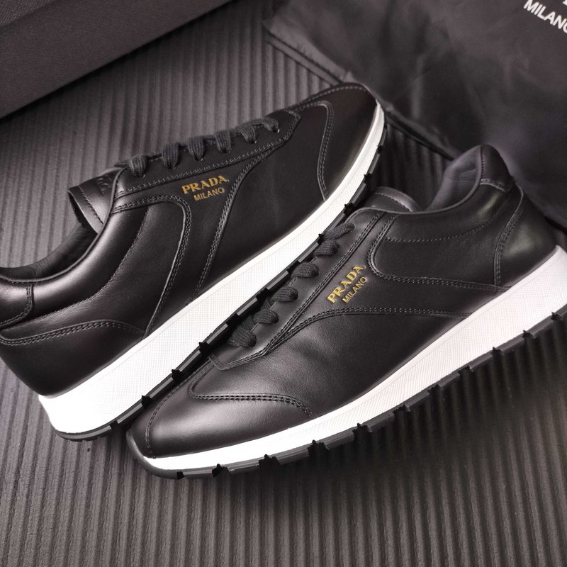 PRADA 프라다 블랙 캐주얼 운동화 001-179886