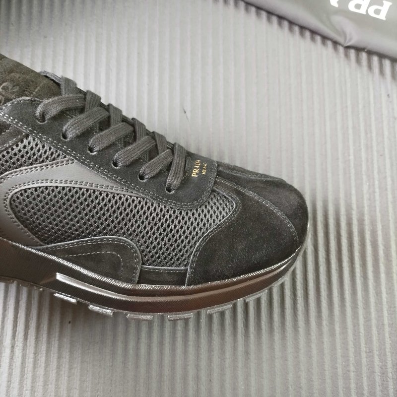 PRADA 프라다 블랙 메쉬 캐주얼 운동화 001-179906