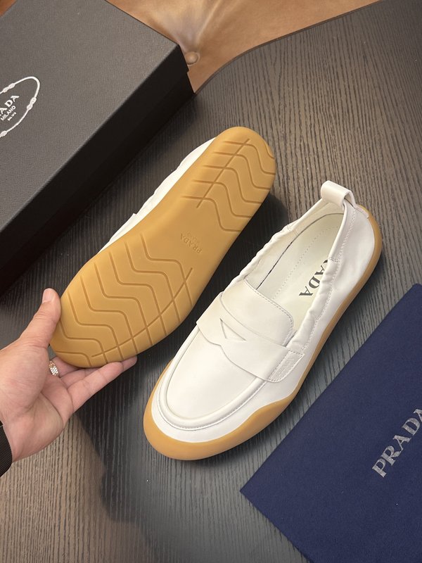Prada 프라다 남성 나일론 운동화 001-179987