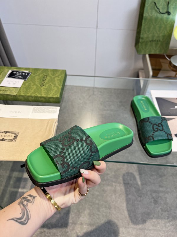 Gucci 커플 2023 신상 슬리퍼 001-180098