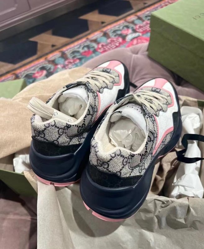 Gucci SS23 토끼 한정판 대디슈즈 001-180189