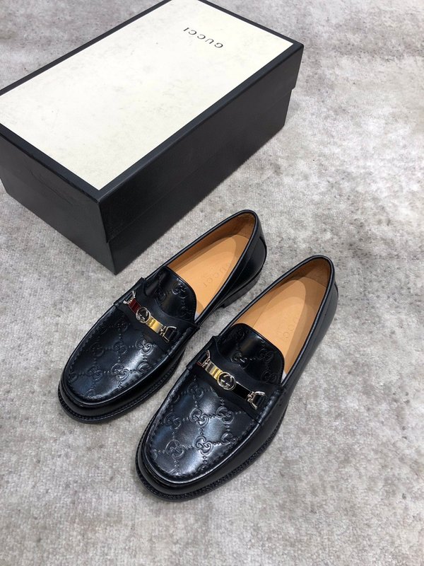 Gucci 신상 카운터 동기 가죽 로퍼 001-180262