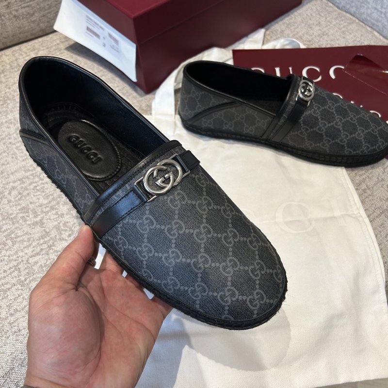 GUCCI 구치 클래식 프린트 로퍼 001-180369