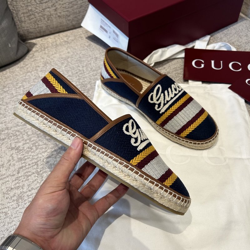 GUCCI 구찌 스트라이프 캐주얼 로퍼 001-180374