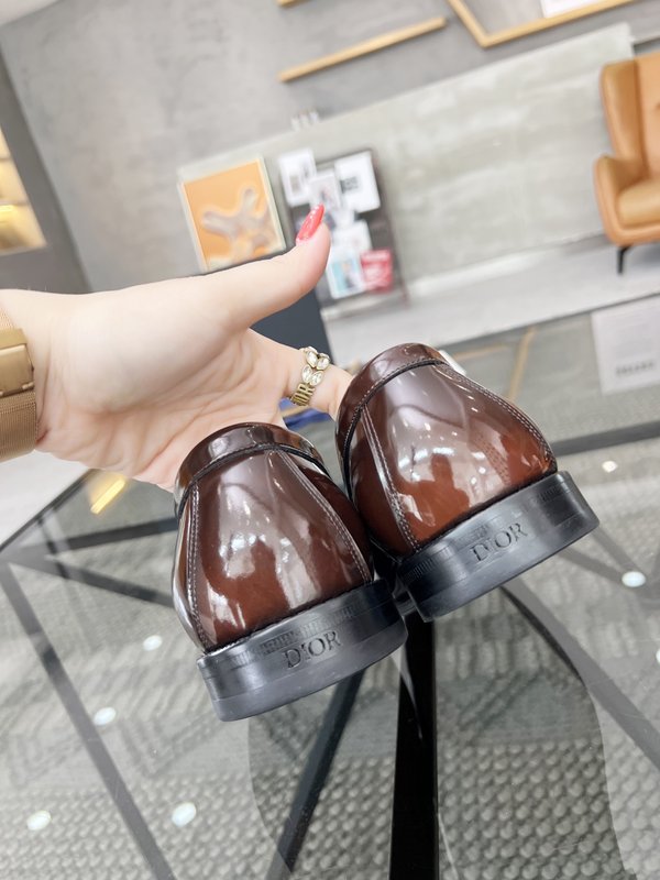 디오르 남성 이탈리아 가죽 로퍼 구두 001-180558