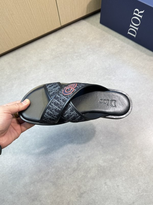 디올 Dior 캐주얼 샌들 토템 인조가죽 001-180629