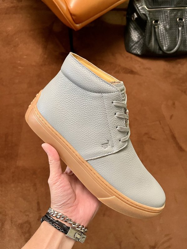 Tod's 나파 가죽 하이톱 운동화 001-180876