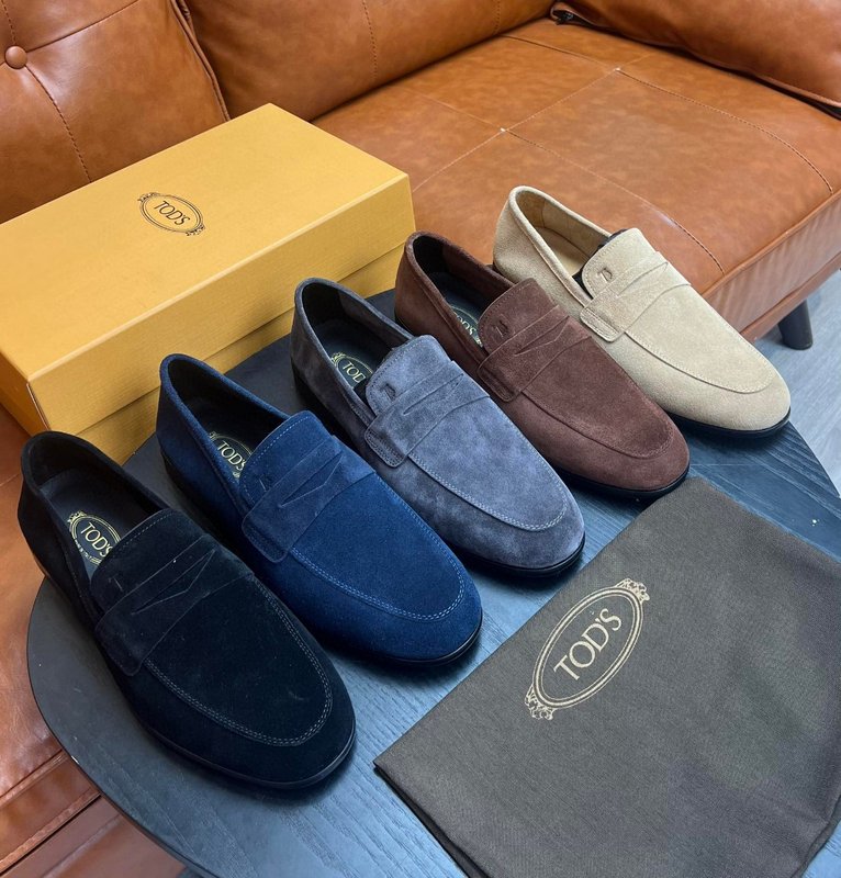 TODS 브랜드 가죽 바닥 로퍼 001-180902