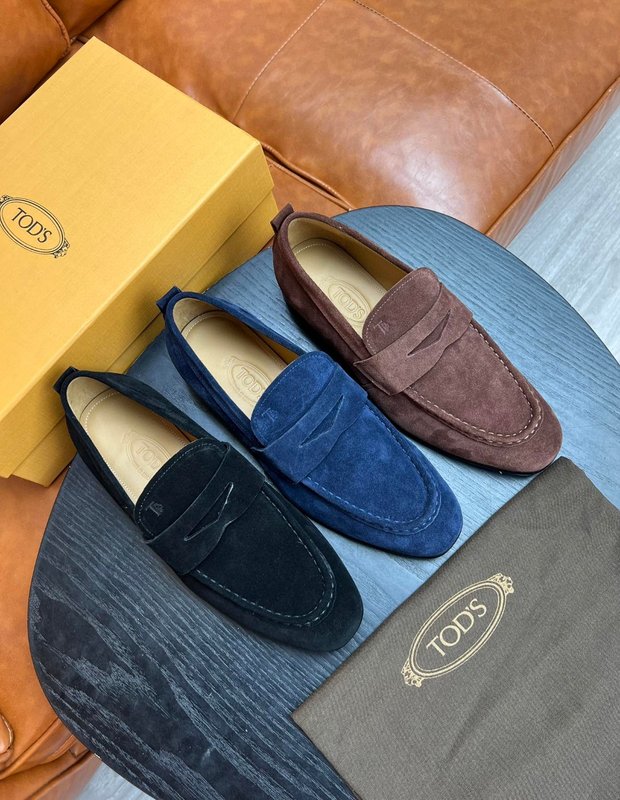 TODS 브랜드 가죽 바닥 로퍼 001-180902
