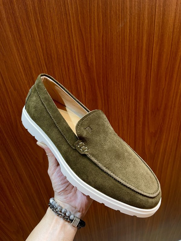 TOD's 2023 초가을 가죽 로퍼 001-180912