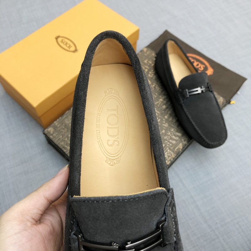 Tods 남성 스웨이드 로퍼 001-180941