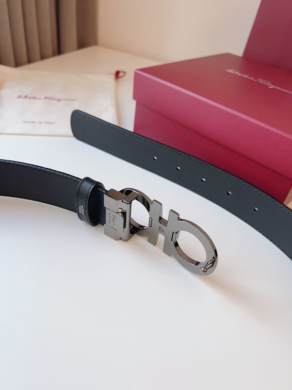 페라가모 Ferragamo 우아한 버클 벨트 001-181045
