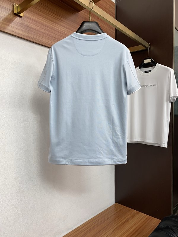 이른 봄 라운드넥 반팔 티셔츠 001-181508