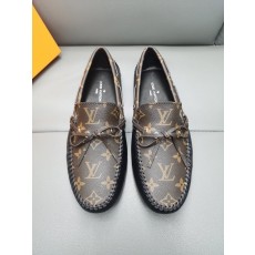 루이비통 남성 수입 소가죽 드라이빙 로퍼 001-181990