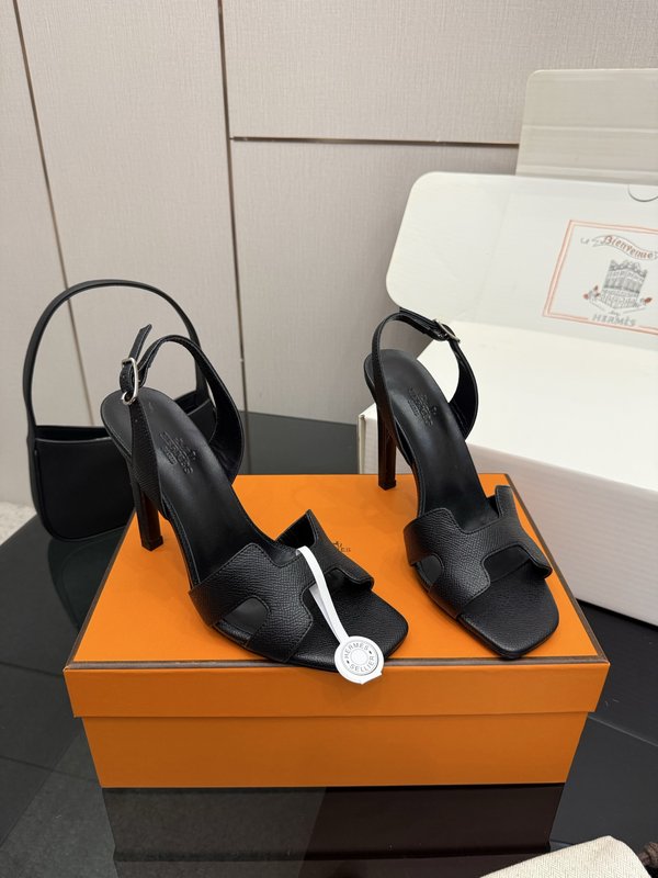 에르메스 클래식 H 버클 하이힐 샌들 001-182095