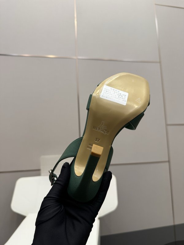 에르메스 클래식 H 버클 하이힐 샌들 001-182104