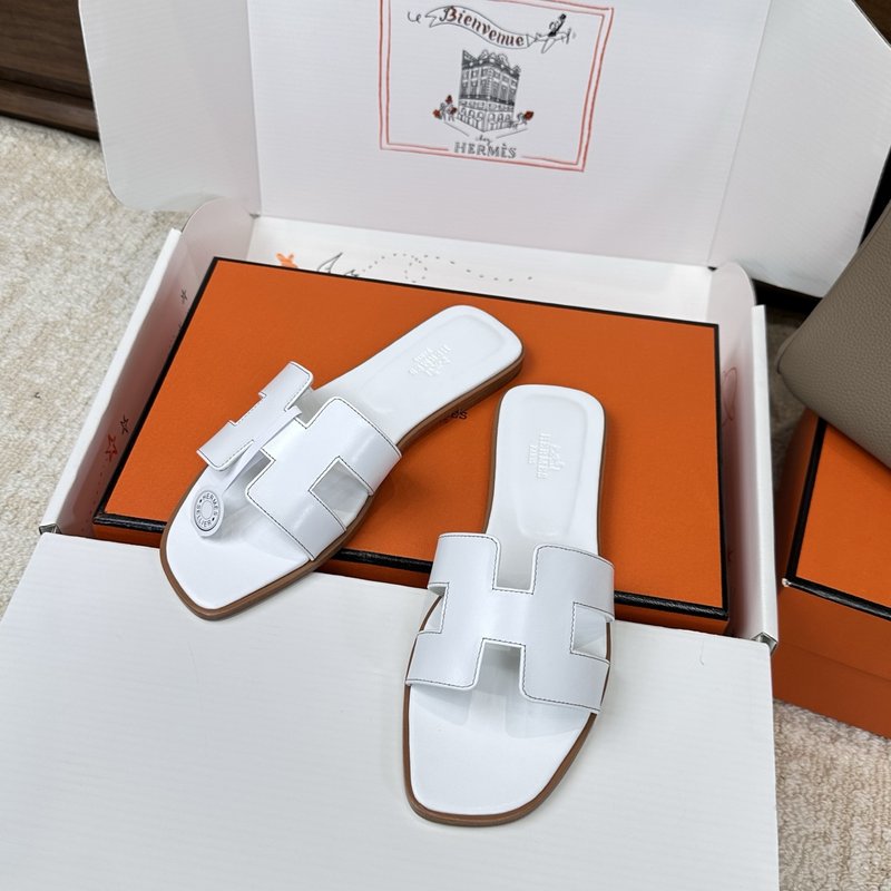 에르메스 H 슬리퍼 오란 샌들 시리즈 001-182249