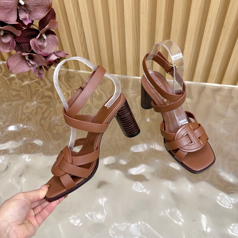 디올 알파벳 굽 두꺼운 샌들 001-182579