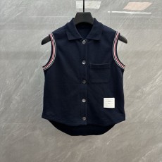 톰브라운 컬러 슬리브 칼라 민소매 조끼 001-182591
