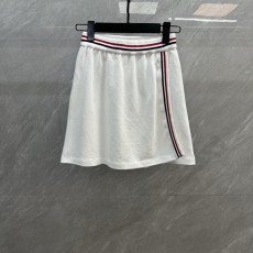톰브라운 컬러 스트라이프 A 라인 미니스커트 001-182596