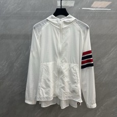 톰브라운 4 바 나일론 메쉬 방풍 자켓 001-182604