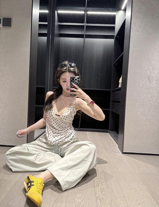 미우미우 프렌치 도트 레이스 끈 원피스 001-182676