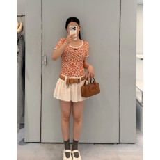 미우미우 오렌지 톤 풀 프린트 레이스 트림 반팔 티셔츠 001-182889