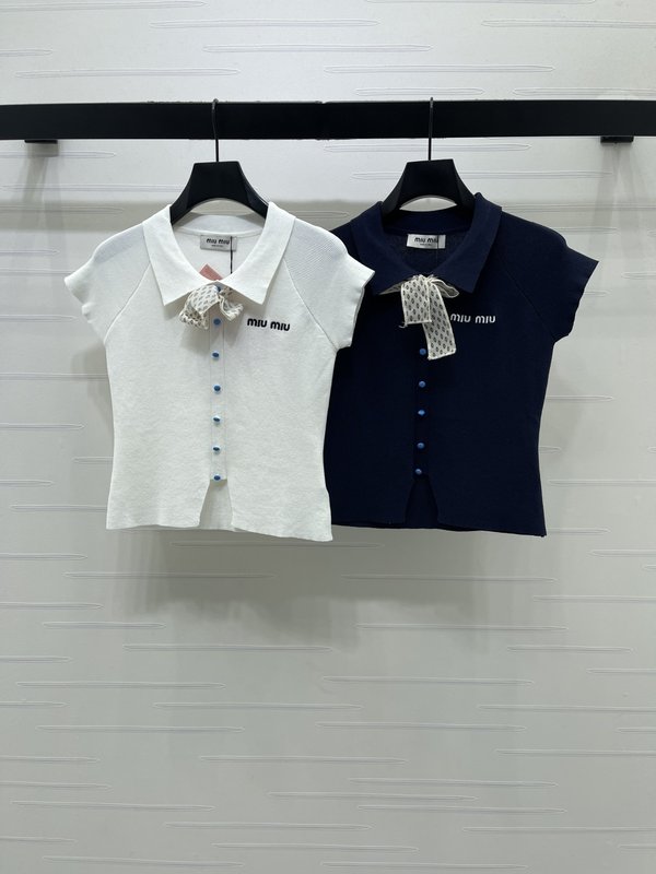 미우미우 칼라 니트 반팔 티셔츠 001-182960