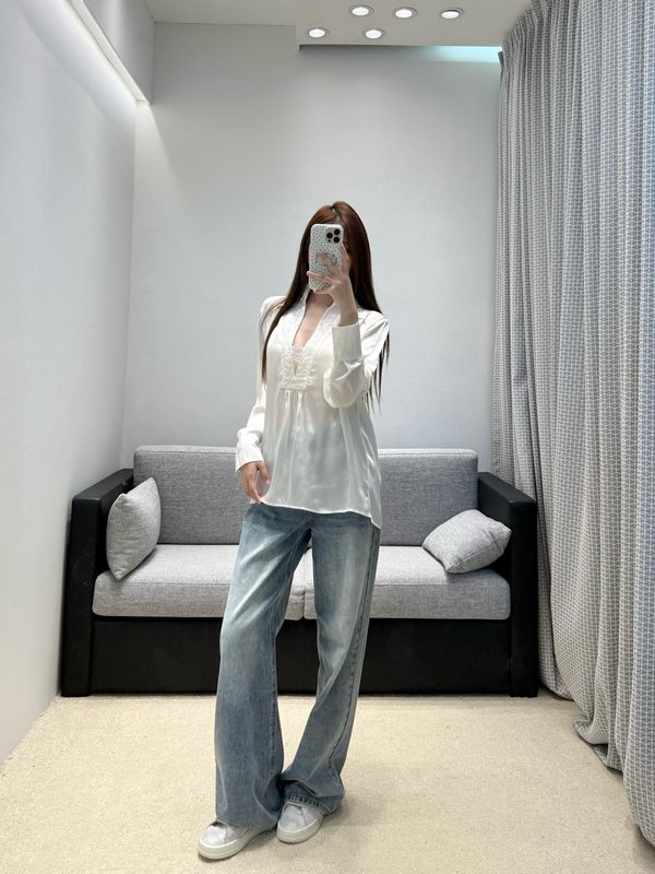 샤넬 새틴 레이스 자수 셔츠 001-183154