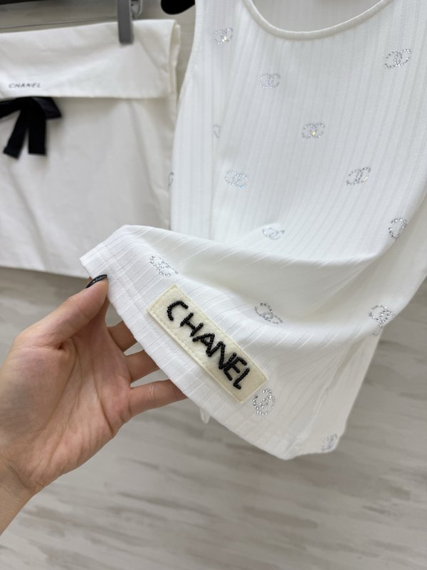 샤넬 풀 다이아몬드 더블 C 로고 니트 조끼 001-183159