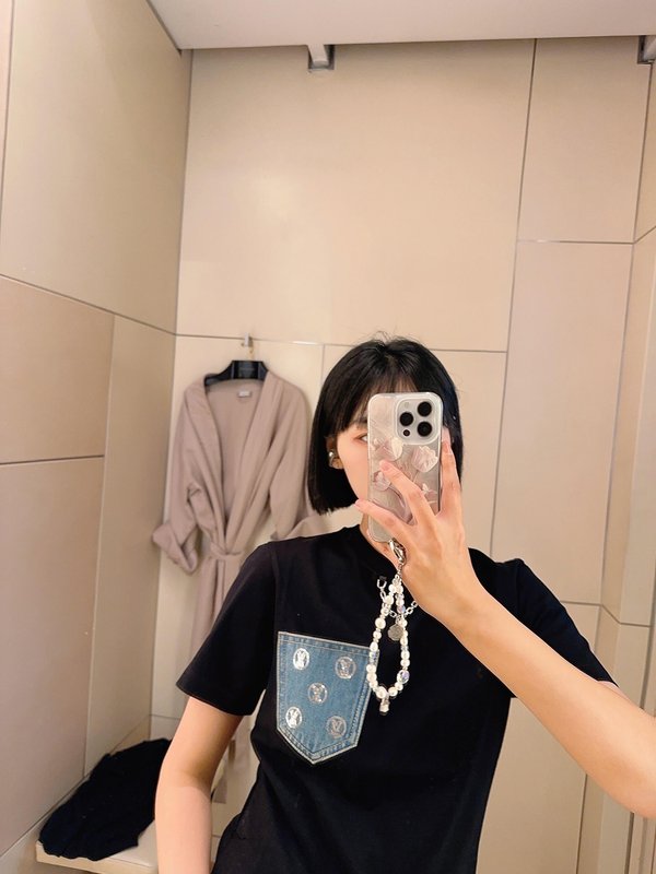 루이비통 스팽글 포켓 체인 반팔 티셔츠 001-183315