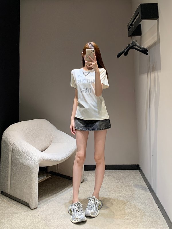 루이비통 레터 프린트 체인 라운드 티셔츠 001-183317