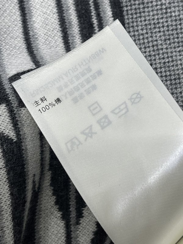 루이비통 체커보드 라운드 니트 반팔 티셔츠 001-183345