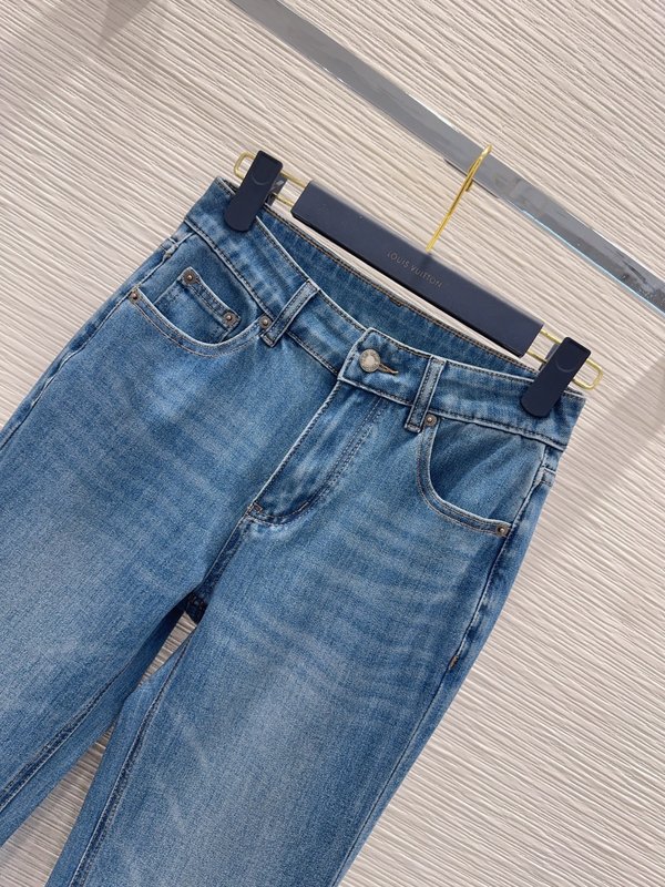 루이비통 스탠다드 핏 슬림 데님 팬츠 001-183362