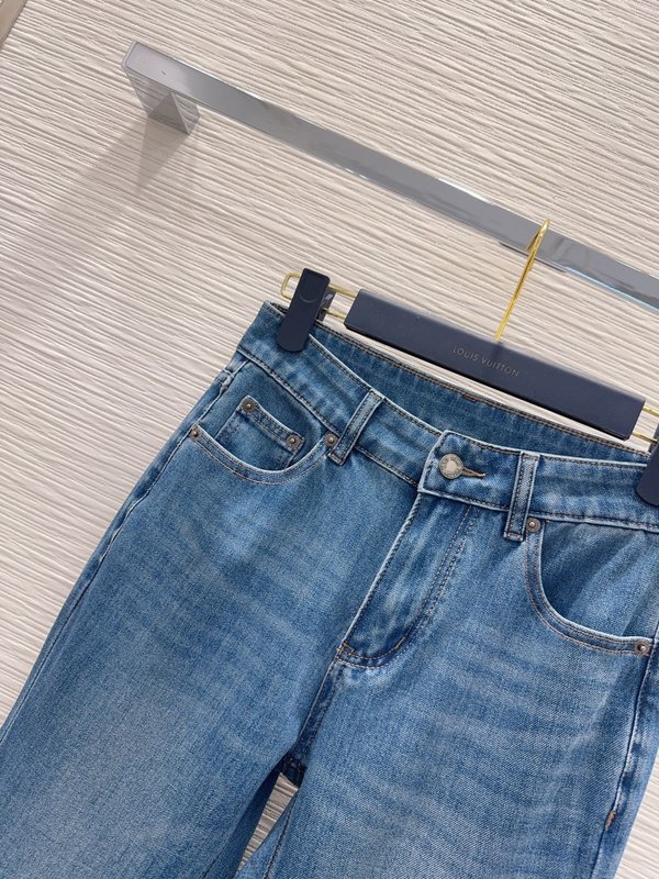 루이비통 스탠다드 핏 슬림 데님 팬츠 001-183362