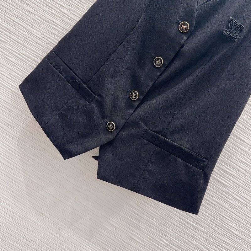 루이비통 심플 올드머니 조끼 숏팬츠 세트 001-183489