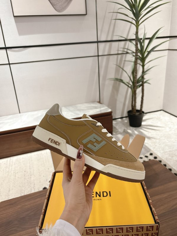 펜디 커플 레트로 캐주얼 스니커즈 001-183697